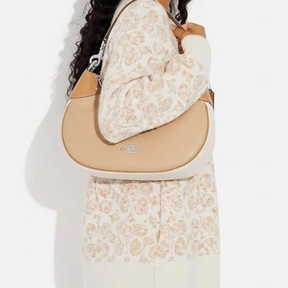 Coach Tan Leather Hobo Beige Handbag‎ Wallet Casual Bag EUC